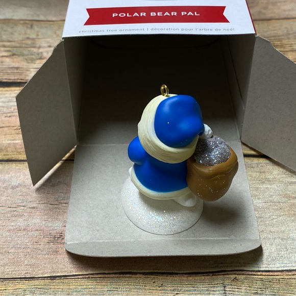 2022 Polar Bear Pal Hallmark Keepsake Ornament Club NWT - Picture 5 of 9